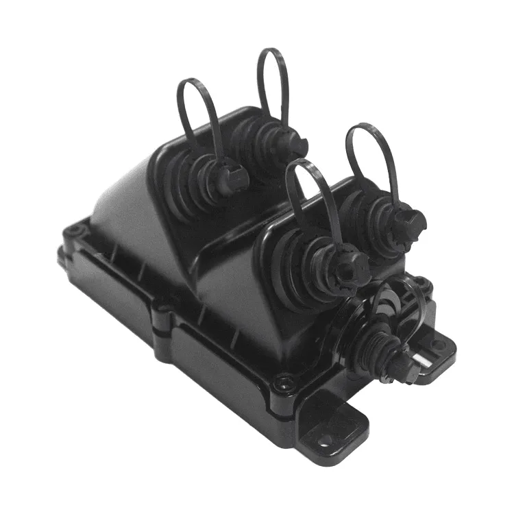 4 端口 MST 终端盒（含 1×4 PLC 分光器）